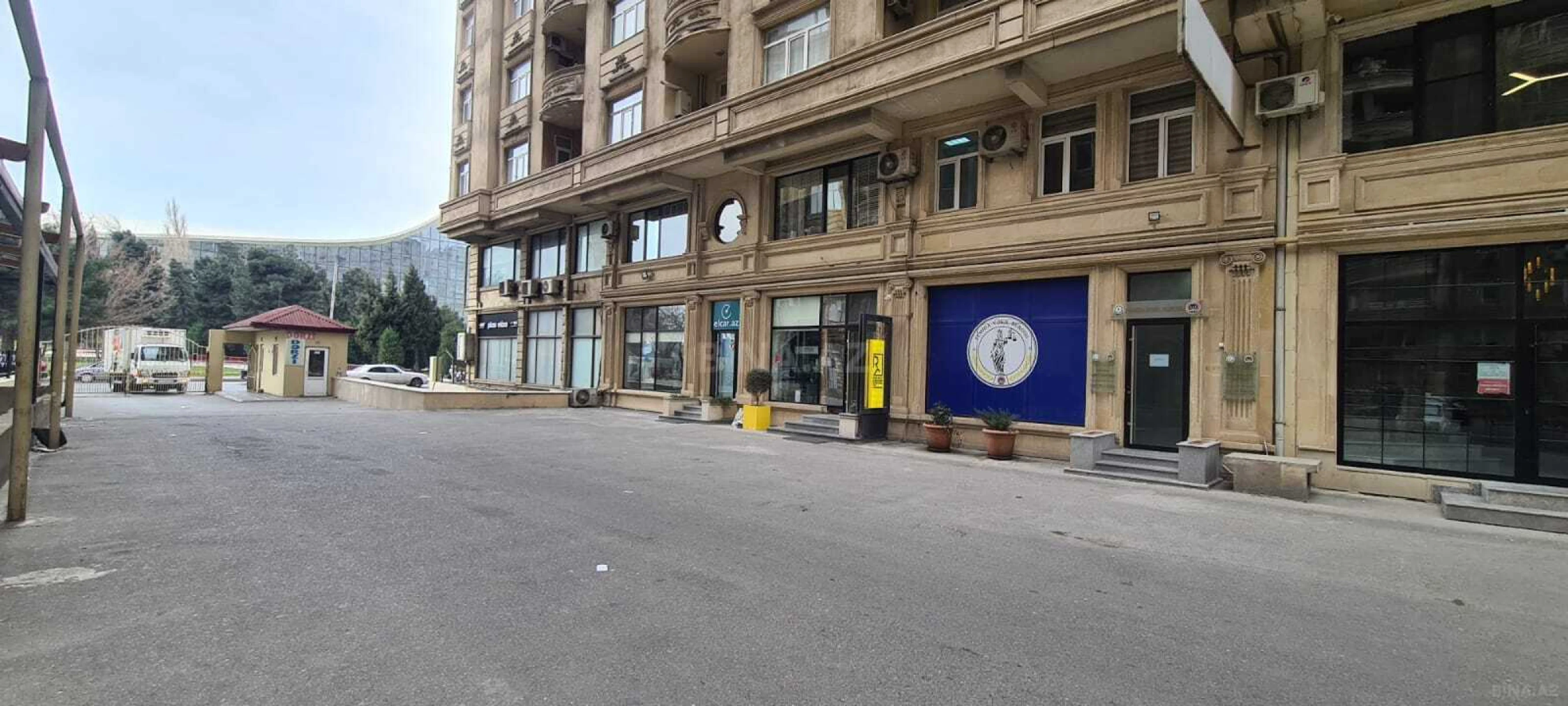 Kirayə verilir 7 otaqlı ofis 270 m²