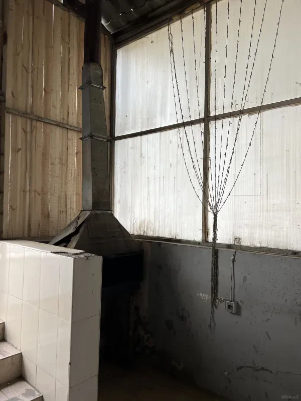 Satılır obyekt 90 m²