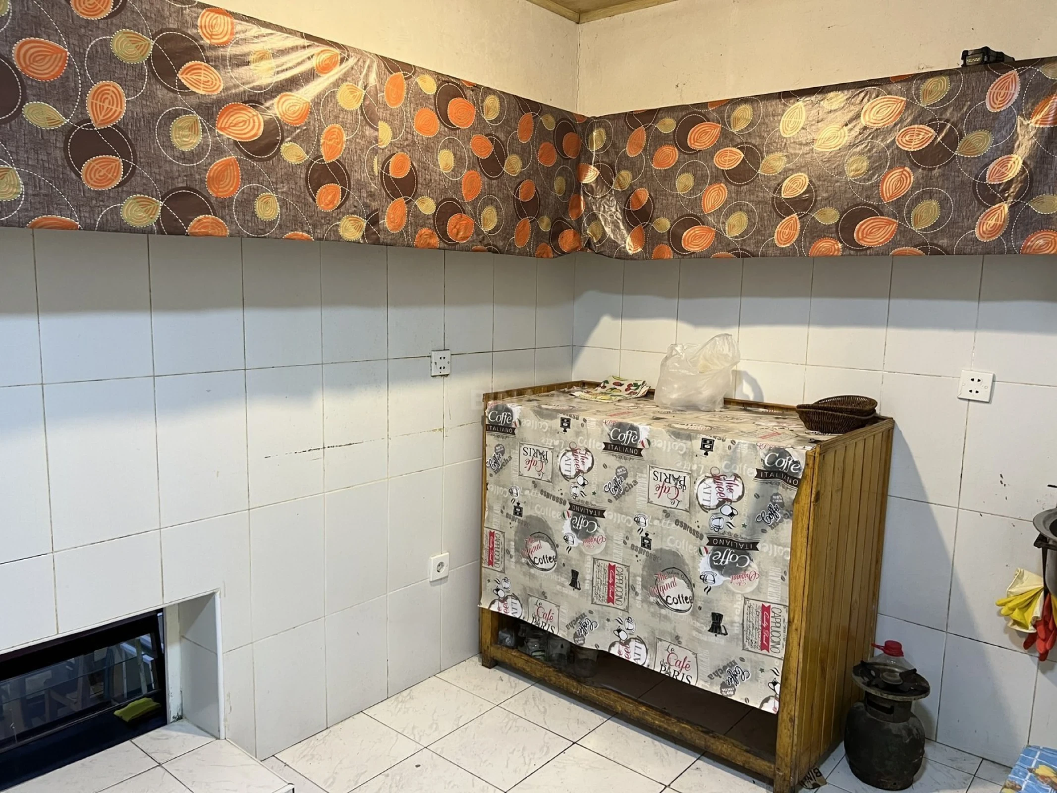 Satılır obyekt 90 m²