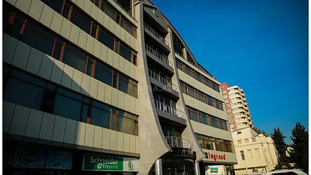 Kirayə verilir 4 otaqlı ofis 150 m² — Bakı, Nərimanov 4 otaq 150.00 m²