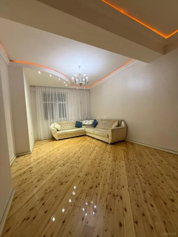 Satılır 2 otaqlı mənzil 73 m²