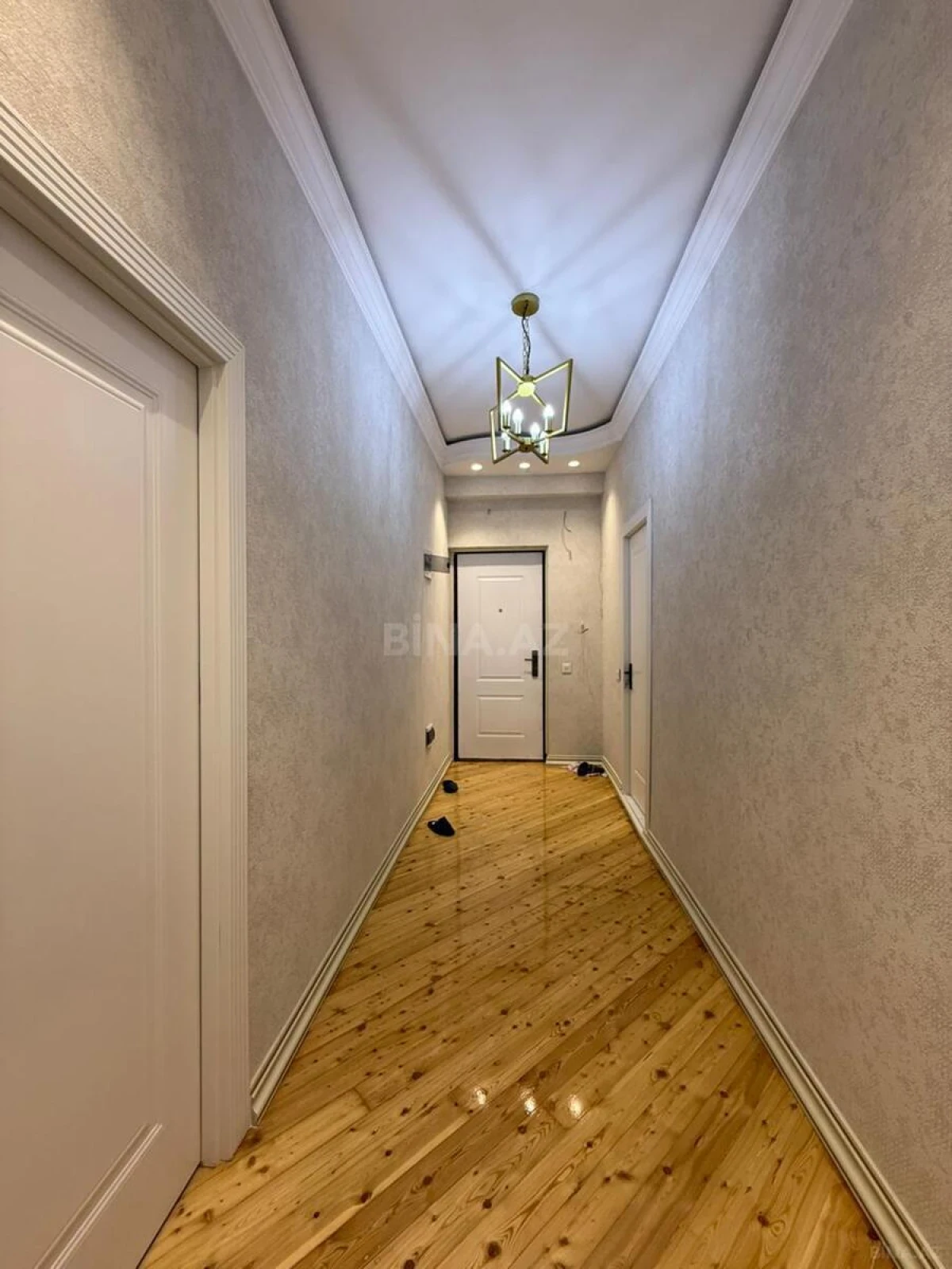 Satılır 2 otaqlı mənzil 73 m²