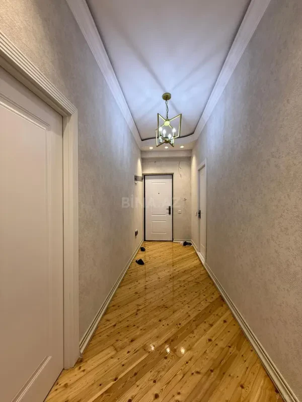 Satılır 2 otaqlı mənzil 73 m²
