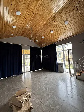 Satılır 8 otaqlı həyət evi 504 m²