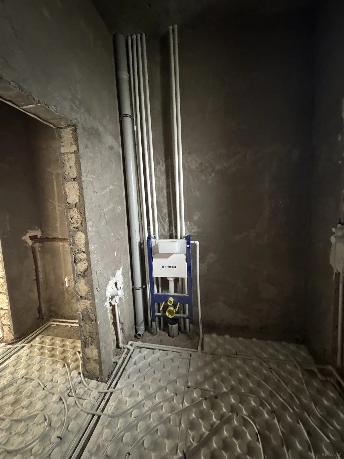 Satılır 8 otaqlı həyət evi 504 m²