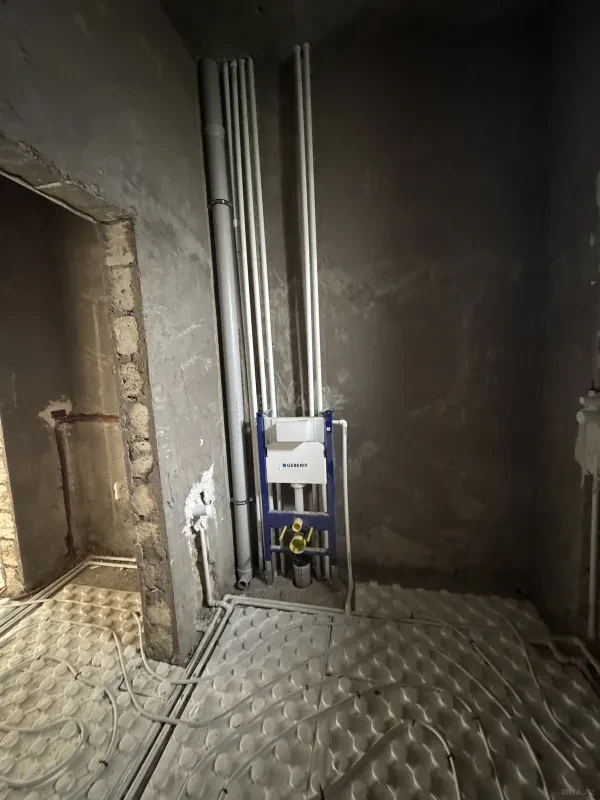 Satılır 8 otaqlı həyət evi 504 m²