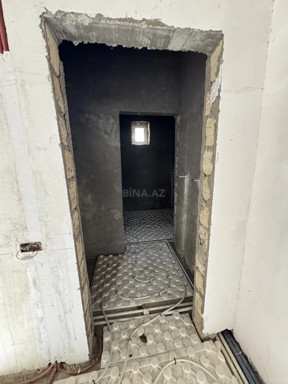 Satılır 8 otaqlı həyət evi 504 m²