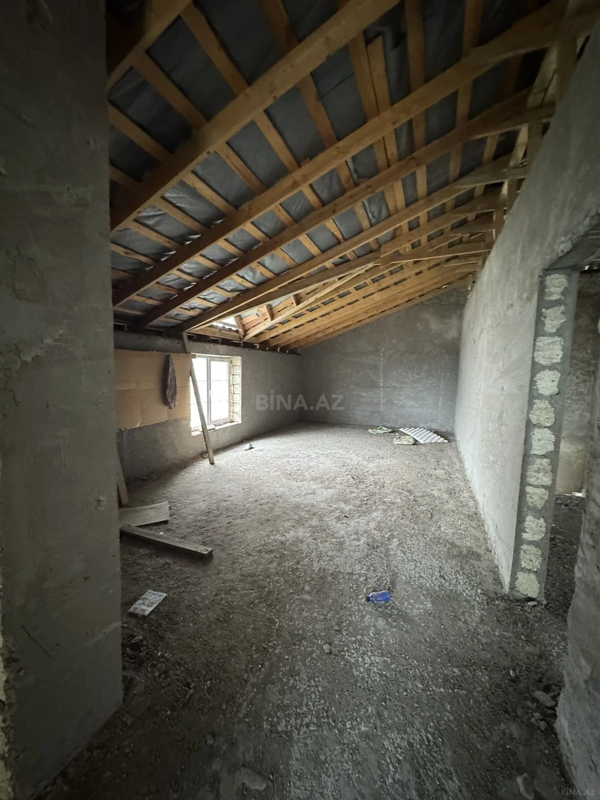 Satılır 8 otaqlı həyət evi 504 m²