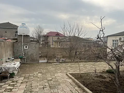 Kirayə verilir 4 otaqlı həyət evi 120 m²
