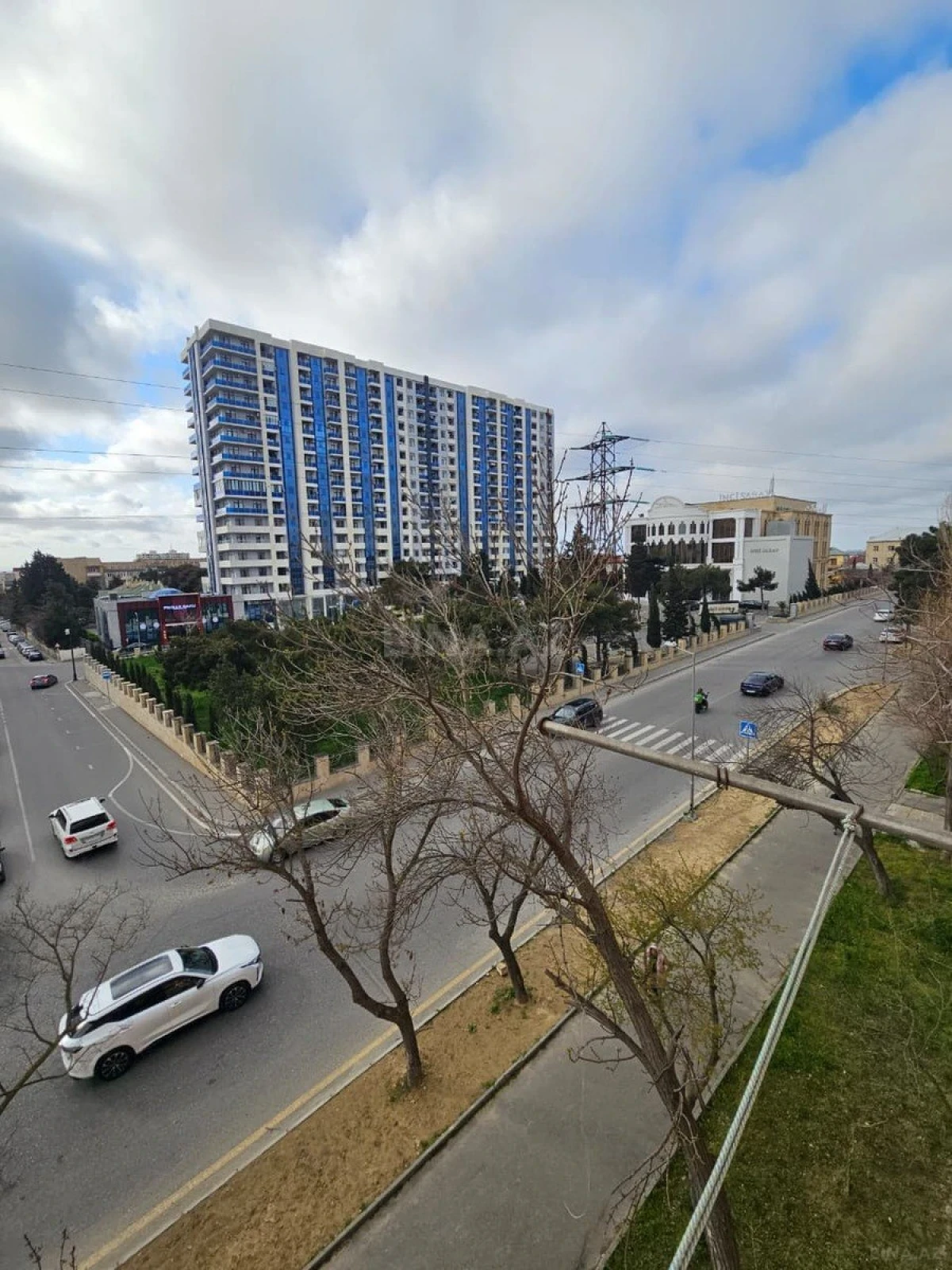 Satılır 2 otaqlı mənzil 50 m²