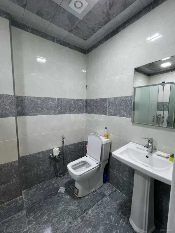 Satılır 2 otaqlı mənzil 63 m²
