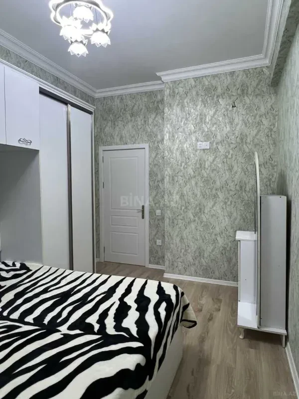 Satılır 2 otaqlı mənzil 63 m²