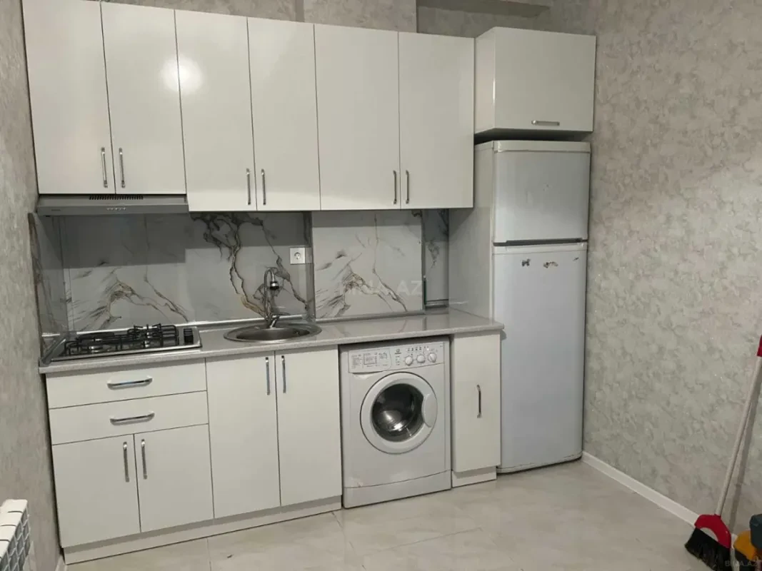 Satılır 2 otaqlı mənzil 63 m²