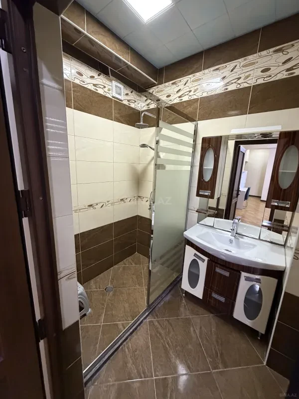 Kirayə verilir 3 otaqlı mənzil 120 m²