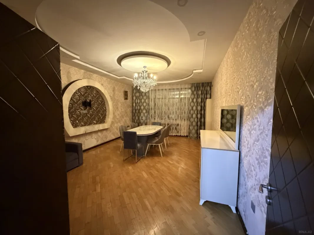 Kirayə verilir 3 otaqlı mənzil 120 m²