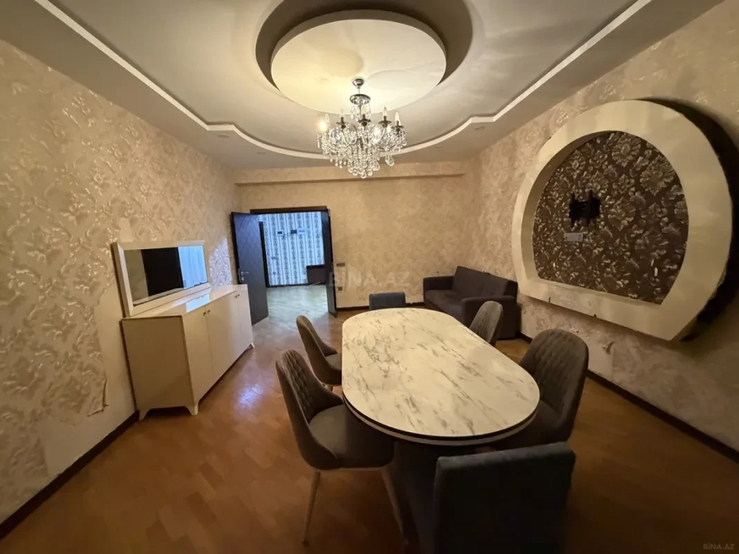 Kirayə verilir 3 otaqlı mənzil 120 m²