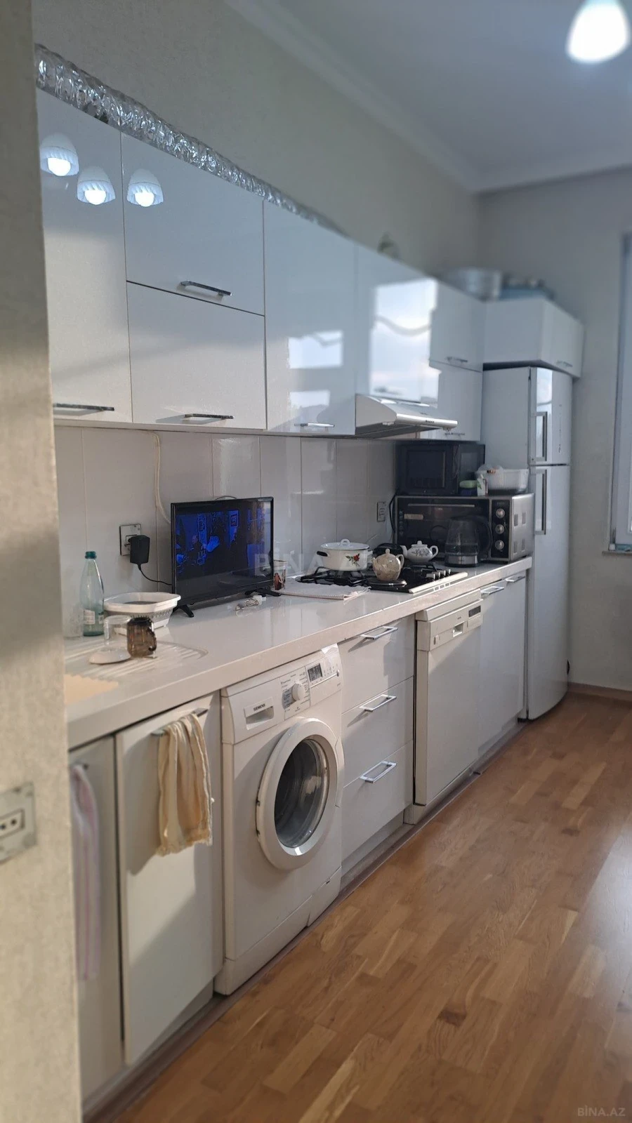 Satılır 2 otaqlı mənzil 62 m²