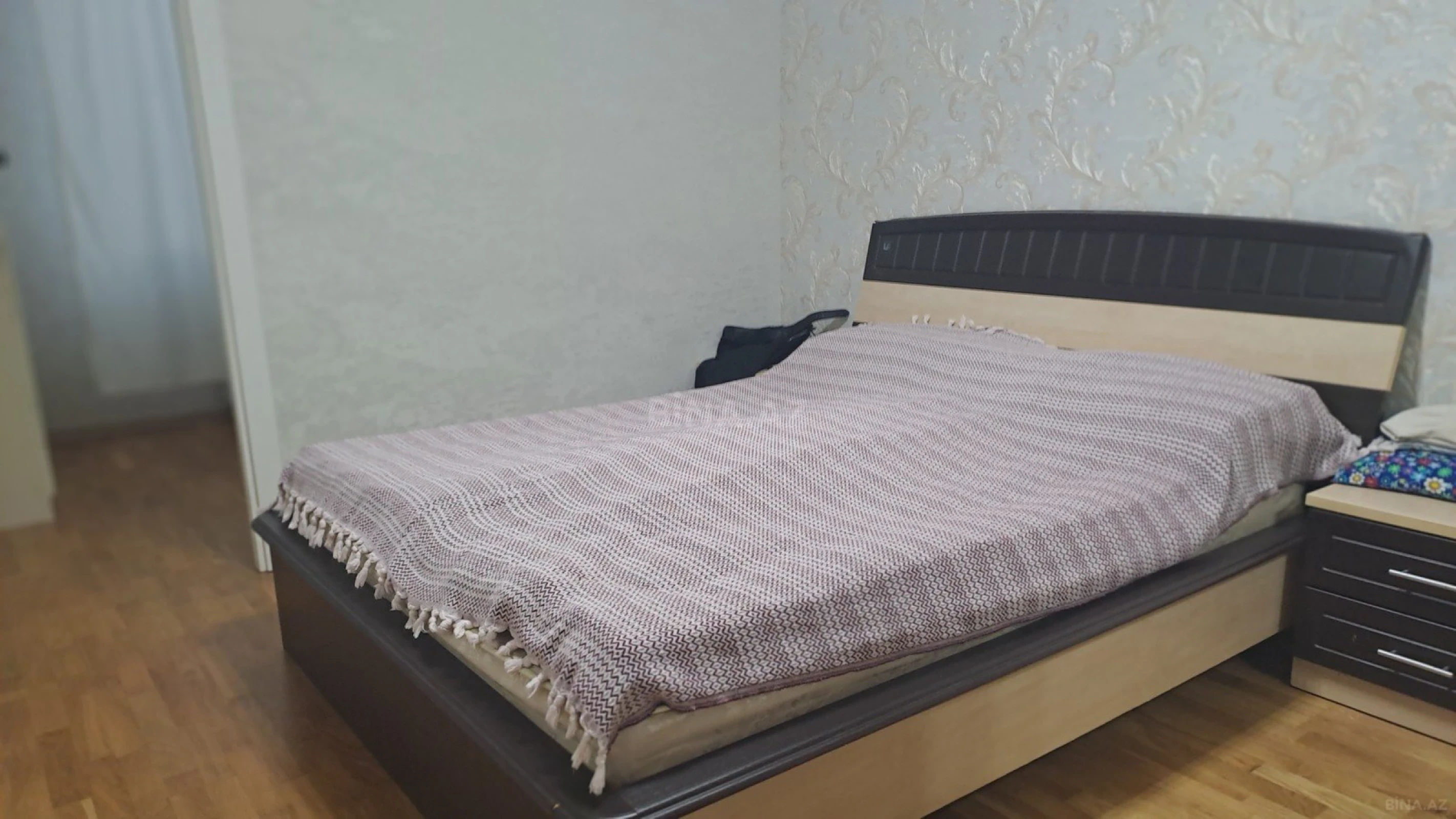 Satılır 2 otaqlı mənzil 62 m²