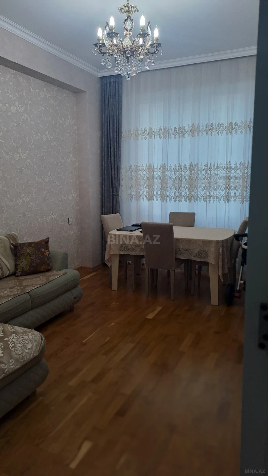 Satılır 2 otaqlı mənzil 62 m²
