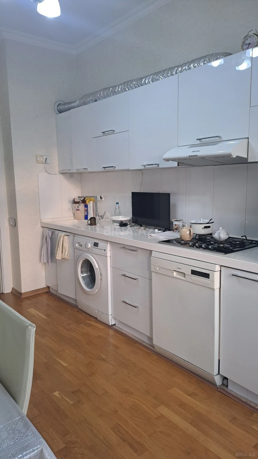 Satılır 2 otaqlı mənzil 62 m²