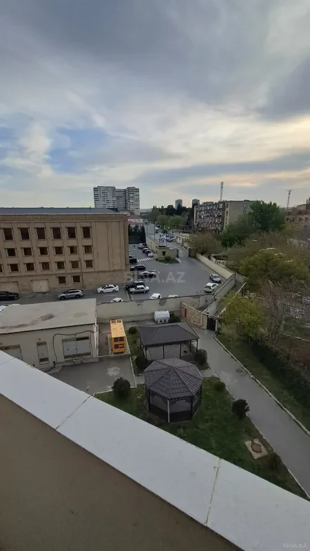 Satılır 2 otaqlı mənzil 62 m²