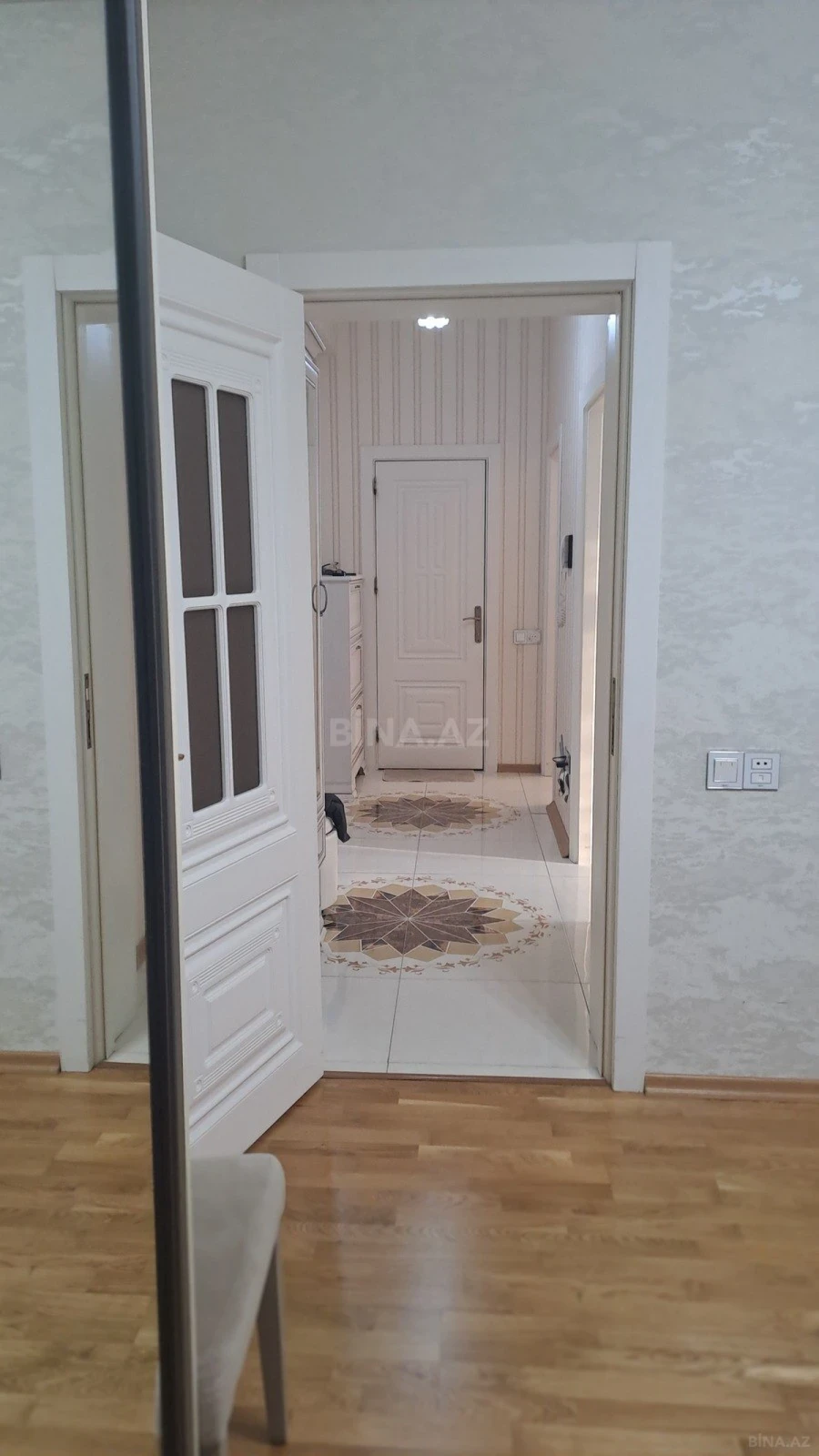 Satılır 2 otaqlı mənzil 62 m²