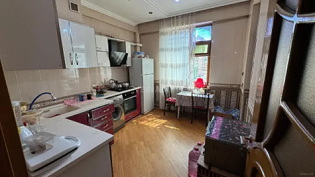 Satılır 4 otaqlı mənzil 135 m² — Xırdalan 4 otaq 135.00 m²