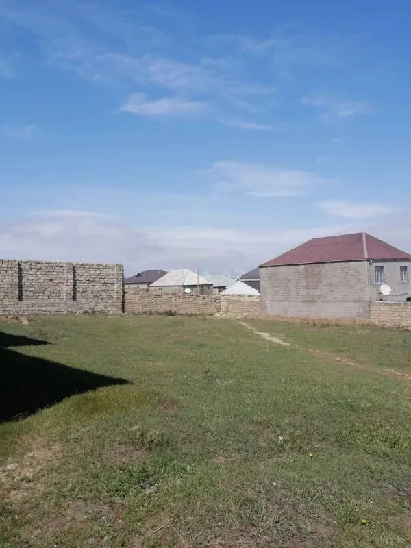 Satılır 3 otaqlı həyət evi 150 m²
