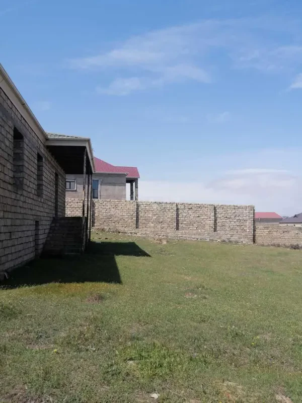 Satılır 3 otaqlı həyət evi 150 m²