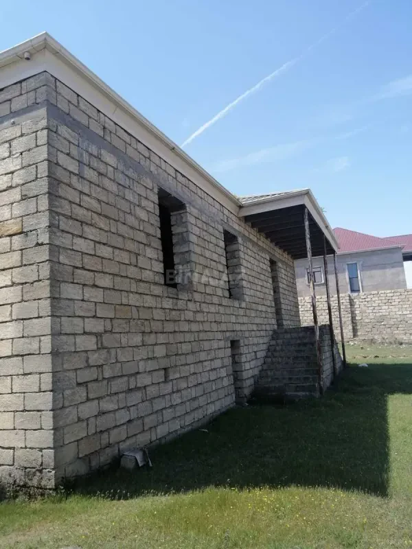 Satılır 3 otaqlı həyət evi 150 m²