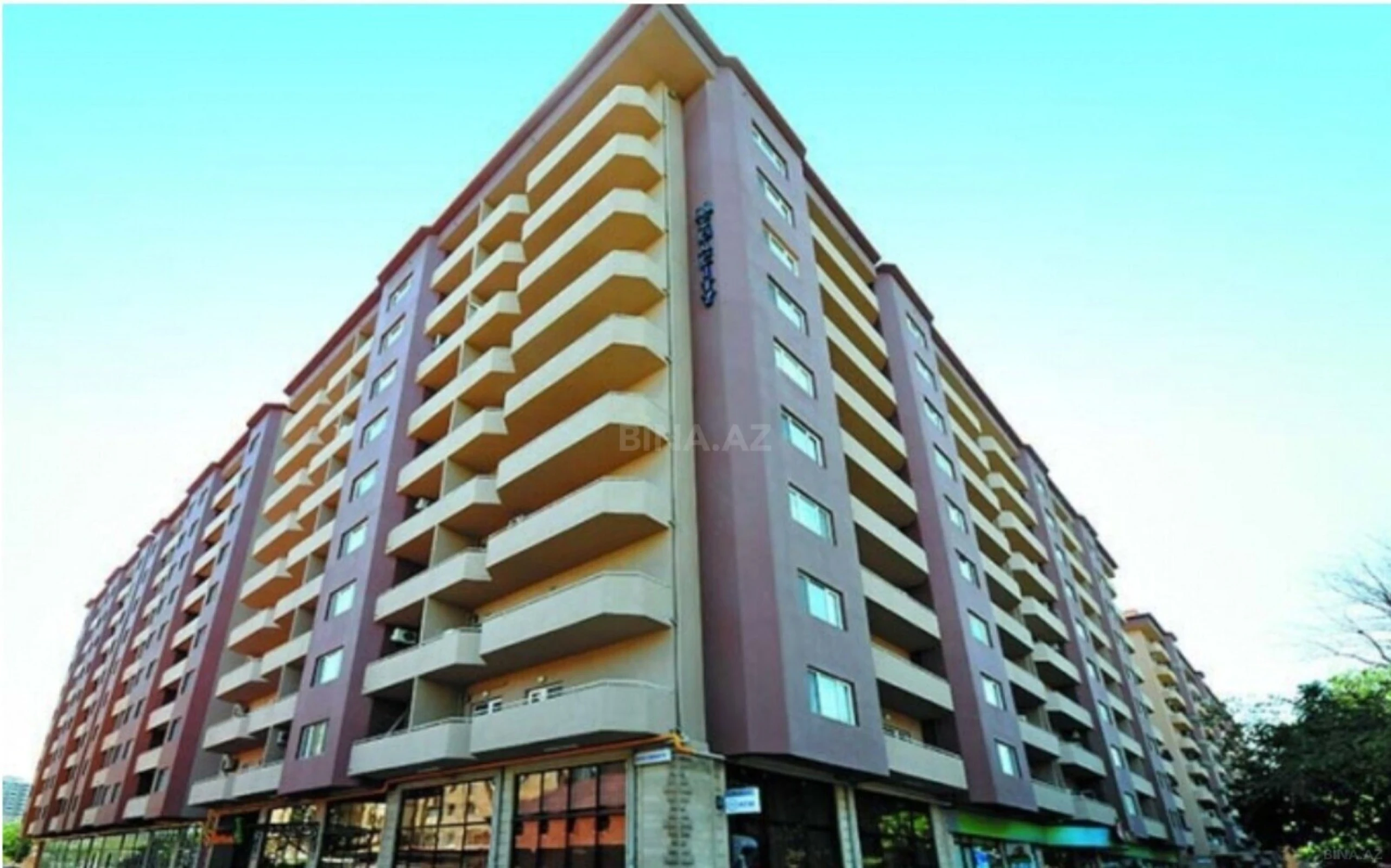 Satılır 4 otaqlı mənzil 160 m²