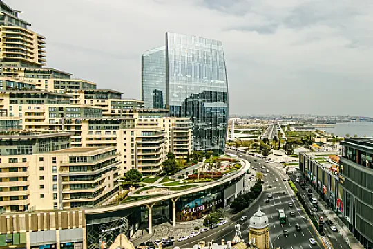 Kirayə verilir 3 otaqlı mənzil 130 m²