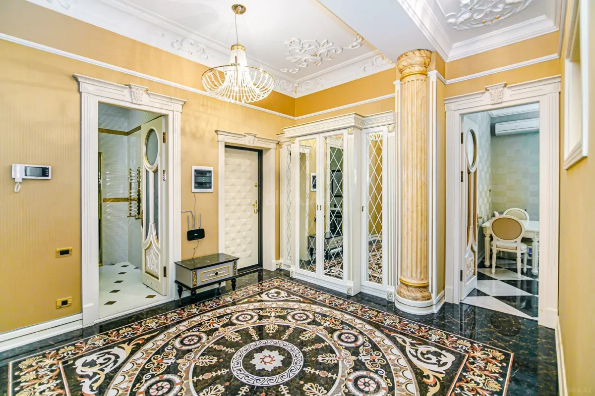 Kirayə verilir 3 otaqlı mənzil 130 m²