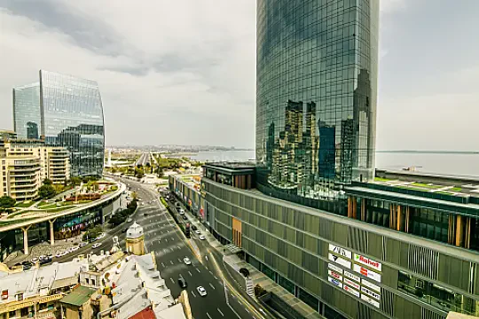 Kirayə verilir 3 otaqlı mənzil 130 m² — Bakı 3 otaq 130.00 m²