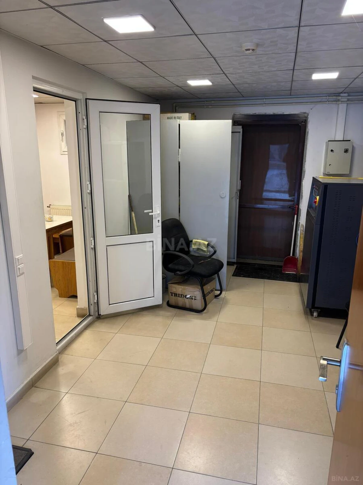 Kirayə verilir 6 otaqlı ofis 360 m²