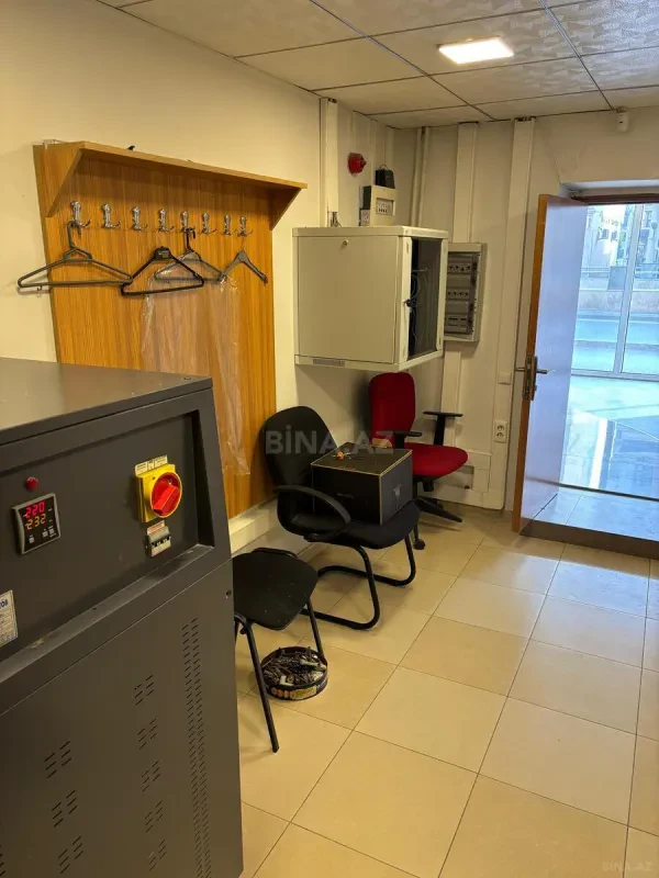 Kirayə verilir 6 otaqlı ofis 360 m²
