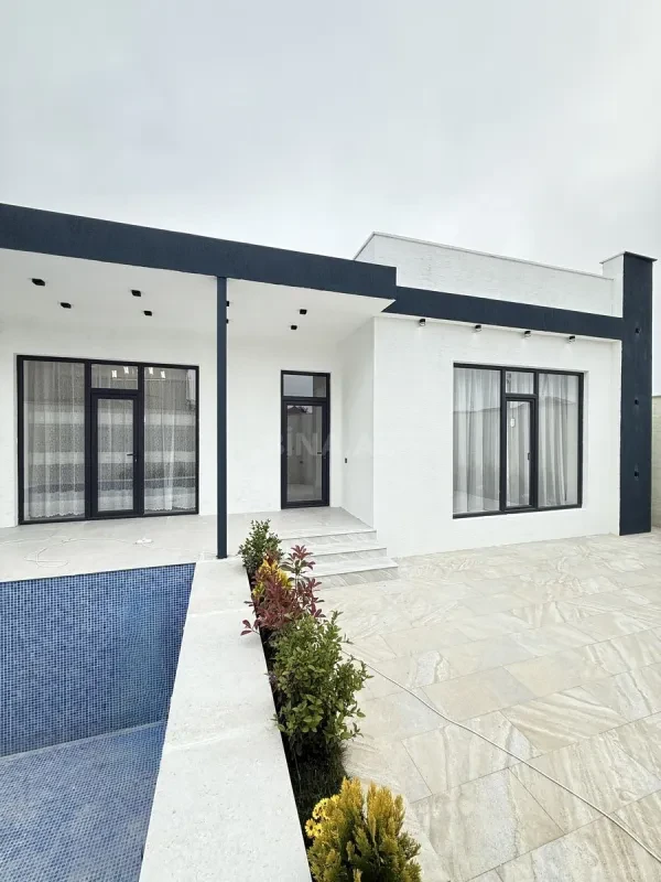 Satılır 4 otaqlı həyət evi 150 m²