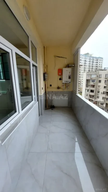 Satılır 3 otaqlı mənzil 107 m²