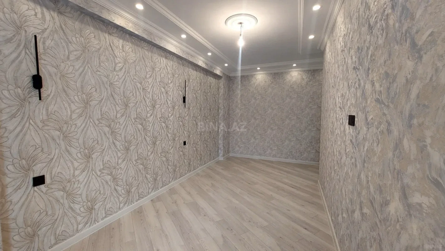 Satılır 3 otaqlı mənzil 107 m²