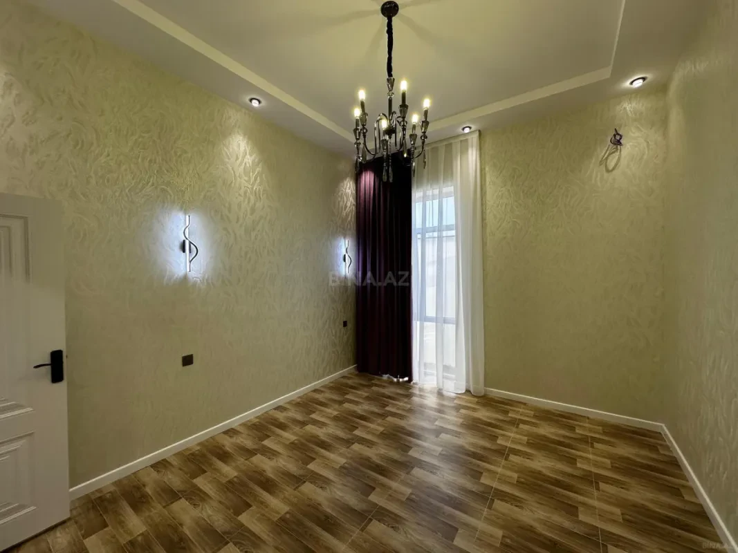 Satılır 4 otaqlı həyət evi 140 m²