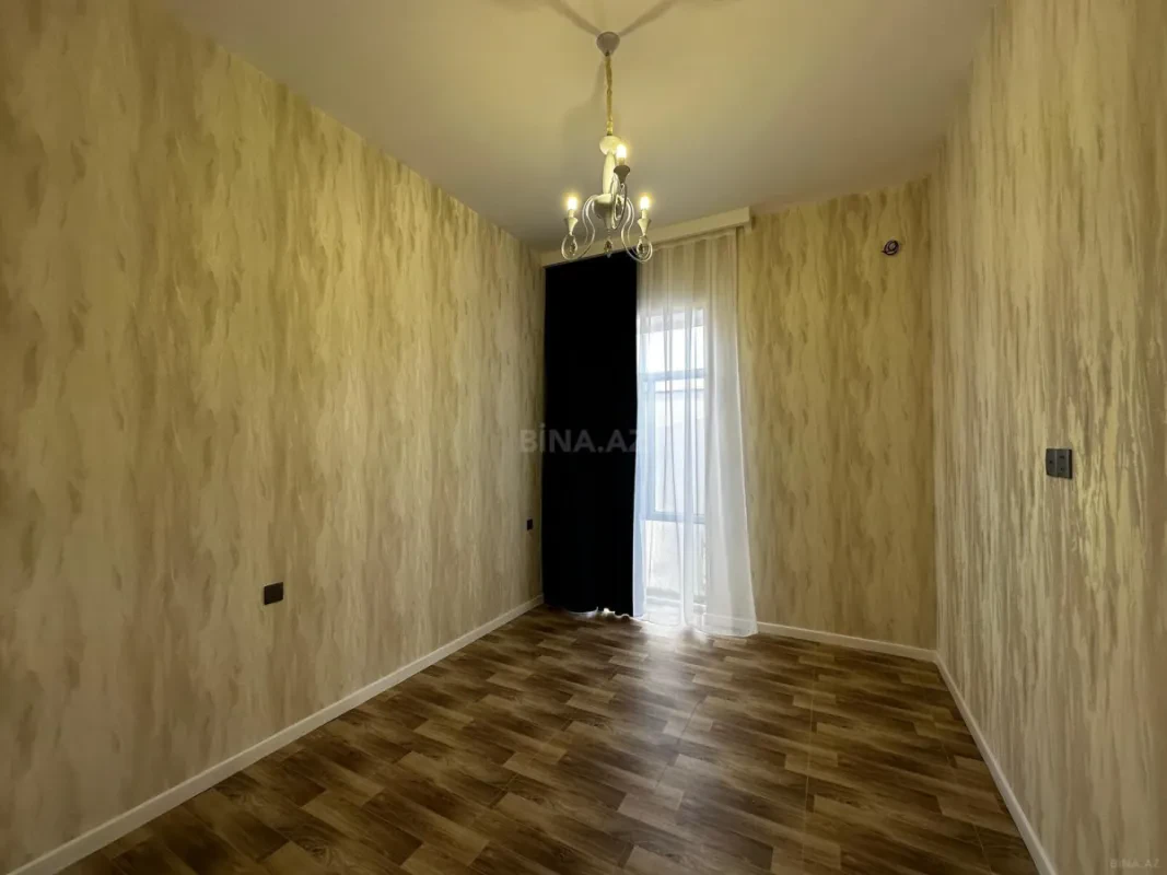 Satılır 4 otaqlı həyət evi 140 m²