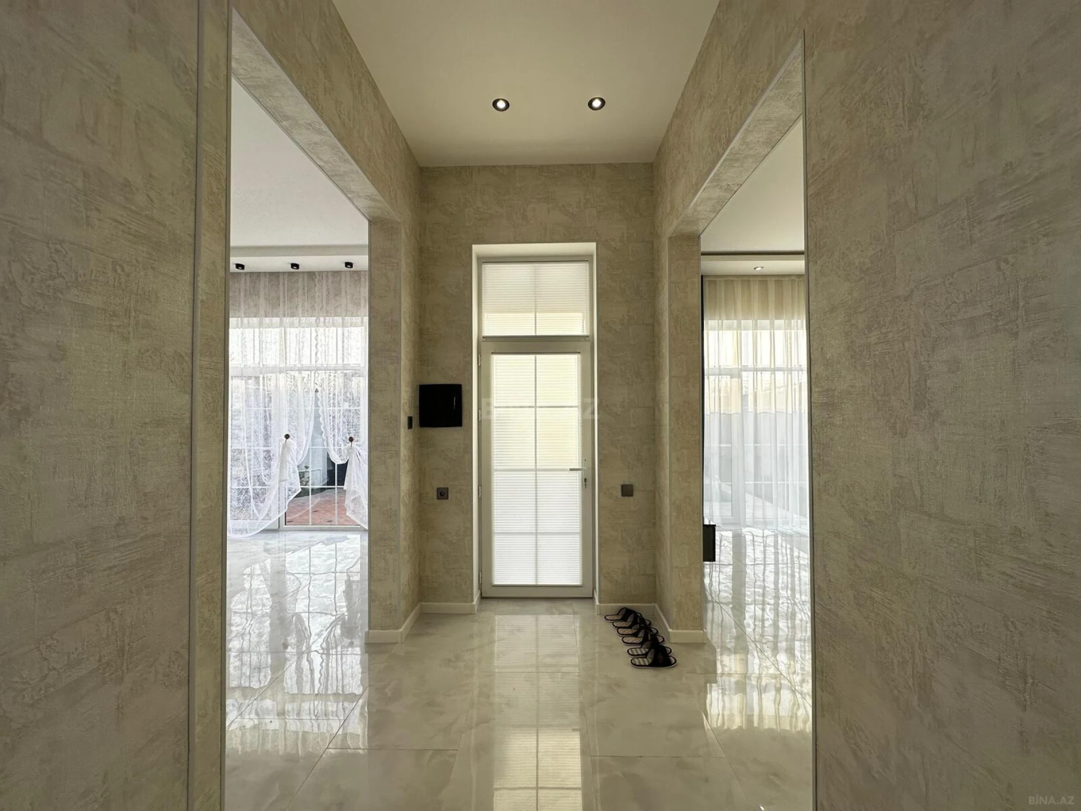 Satılır 4 otaqlı həyət evi 140 m²