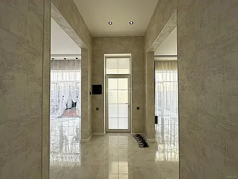 Satılır 4 otaqlı həyət evi 140 m²