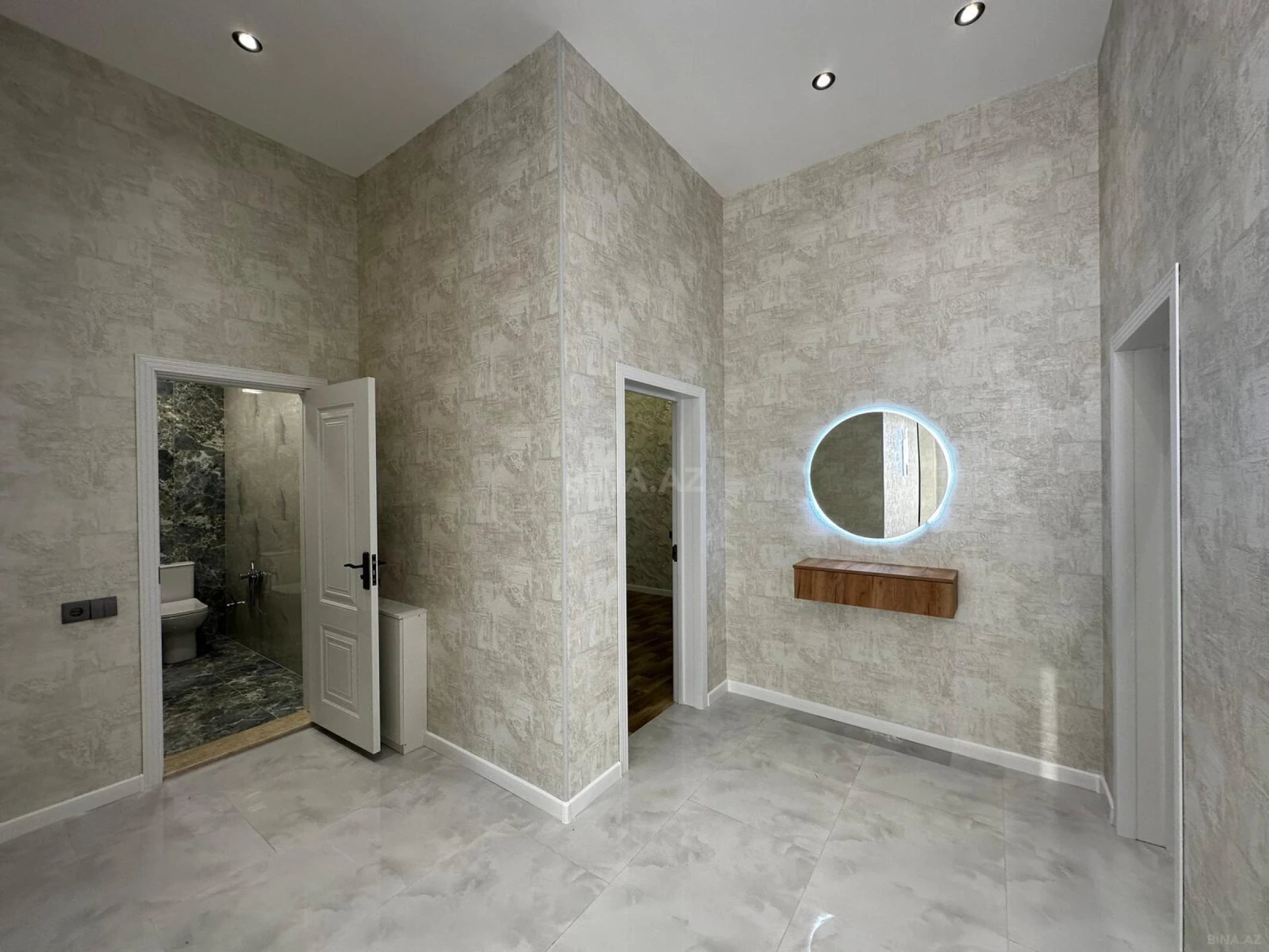 Satılır 4 otaqlı həyət evi 140 m²