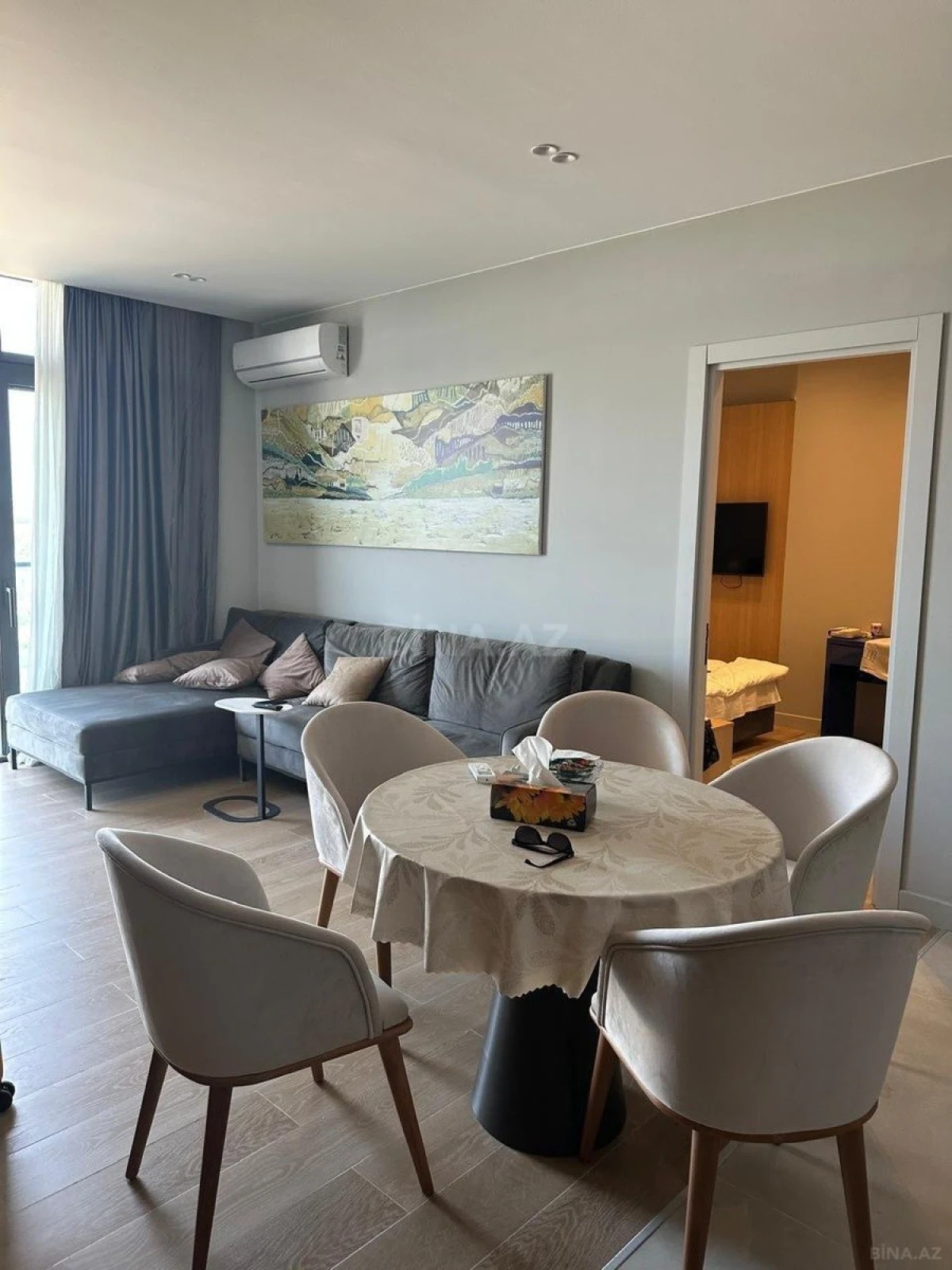 Kirayə verilir 3 otaqlı mənzil 120 m²