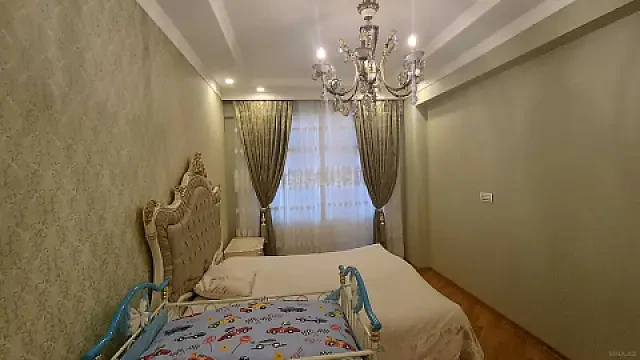 Satılır 3 otaqlı mənzil 102 m²