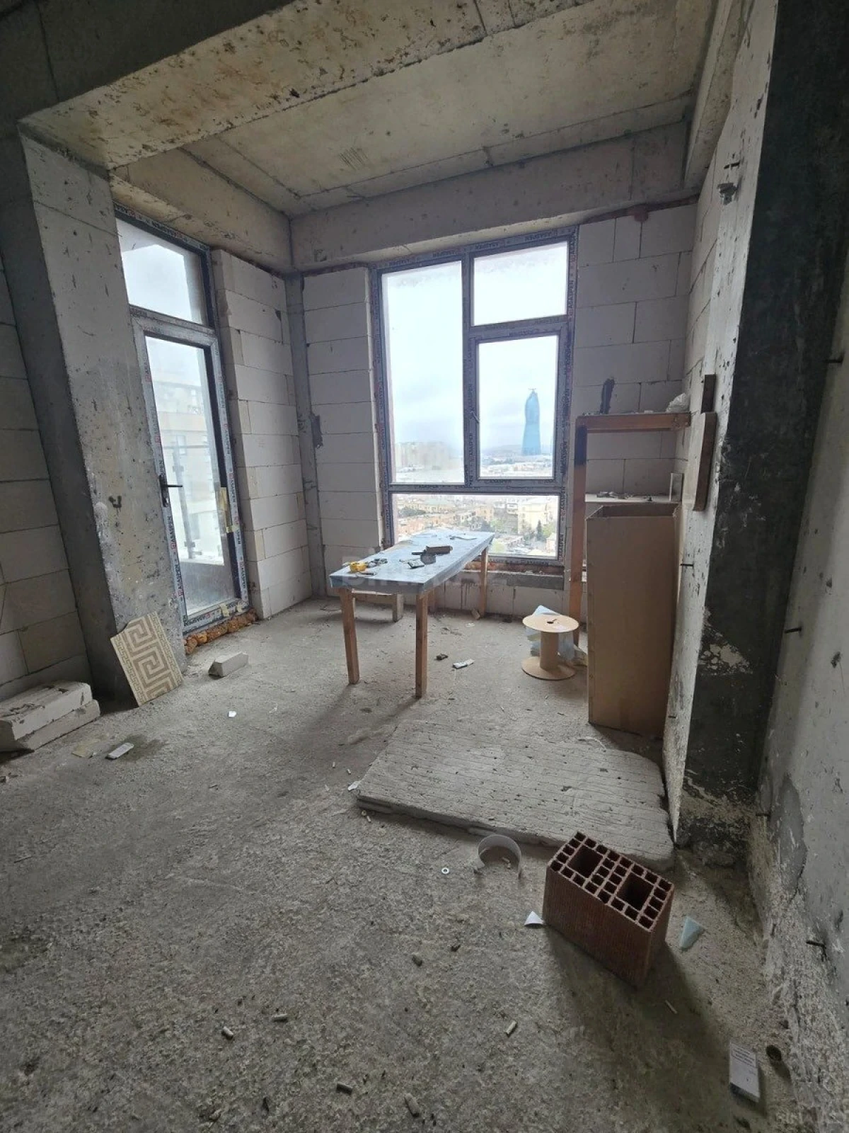 Satılır 2 otaqlı mənzil 51 m²