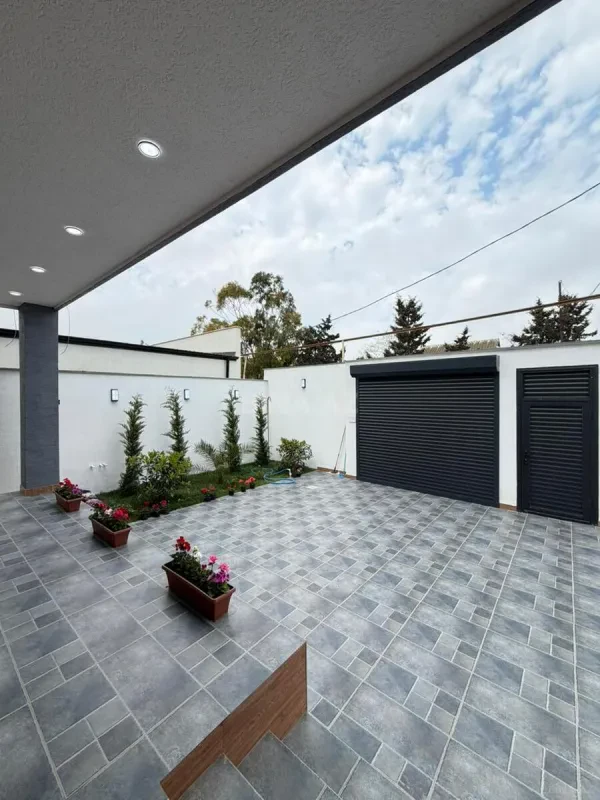 Satılır 4 otaqlı həyət evi 155 m²