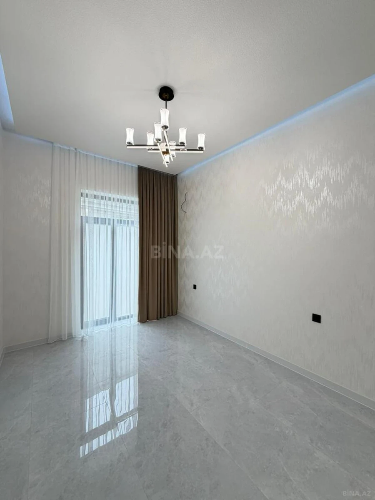 Satılır 4 otaqlı həyət evi 155 m²