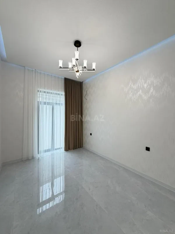 Satılır 4 otaqlı həyət evi 155 m²